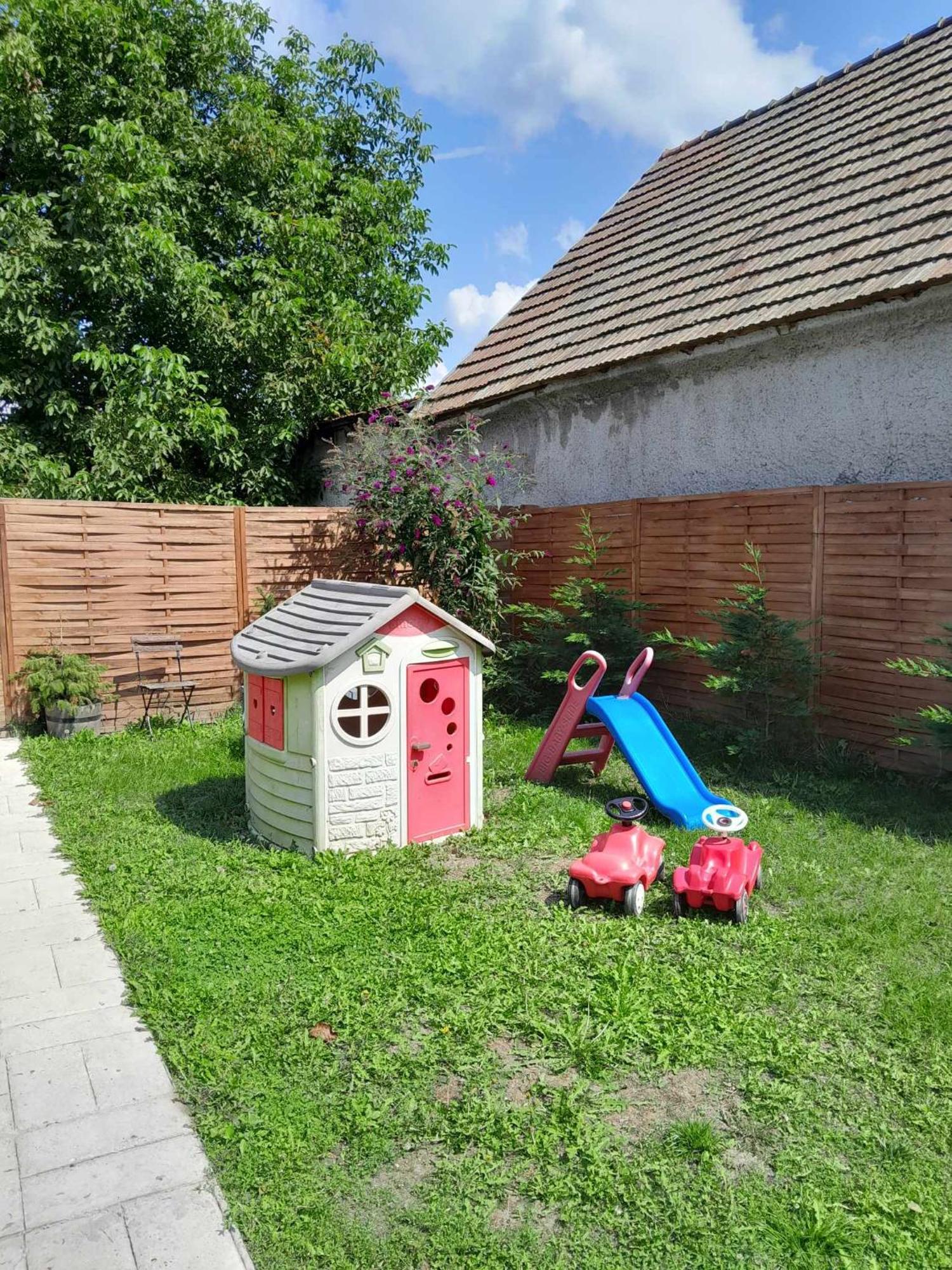 Edina Vintage Vendégház Mosonmagyaróvár Exterior foto